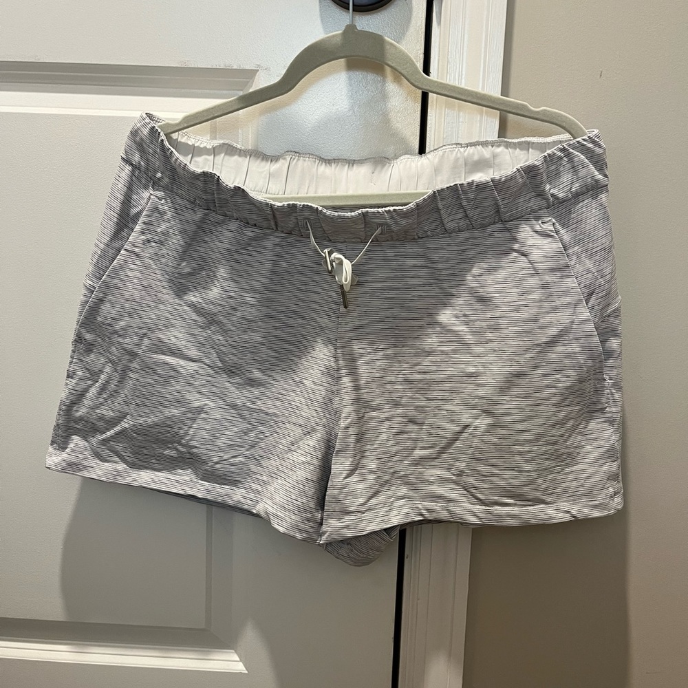 On the Fly Shorts 2.5”